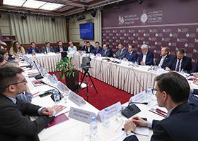 Young scholars of RSUH met with Valery Falkov and Sergey Naryshkin
