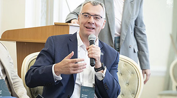 РГГУ поздравляет с днём рождения Дмитрия Гужелю