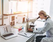 Вторая межвузовская школа молодых ученых: «Один день из жизни ученого: повседневность, коммуникации, смыслы».