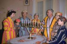 Под крышами махаллы: евреи Бухары в объективе документалиста