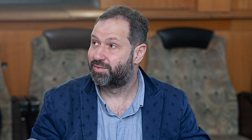 Профессор кафедры кино и современного искусства РГГУ Александр Марков вошел в экспертный совет нового подразделения НМГ