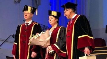 Вере Заботкиной присвоена степень «Почетный доктор БФУ им. И. Канта»