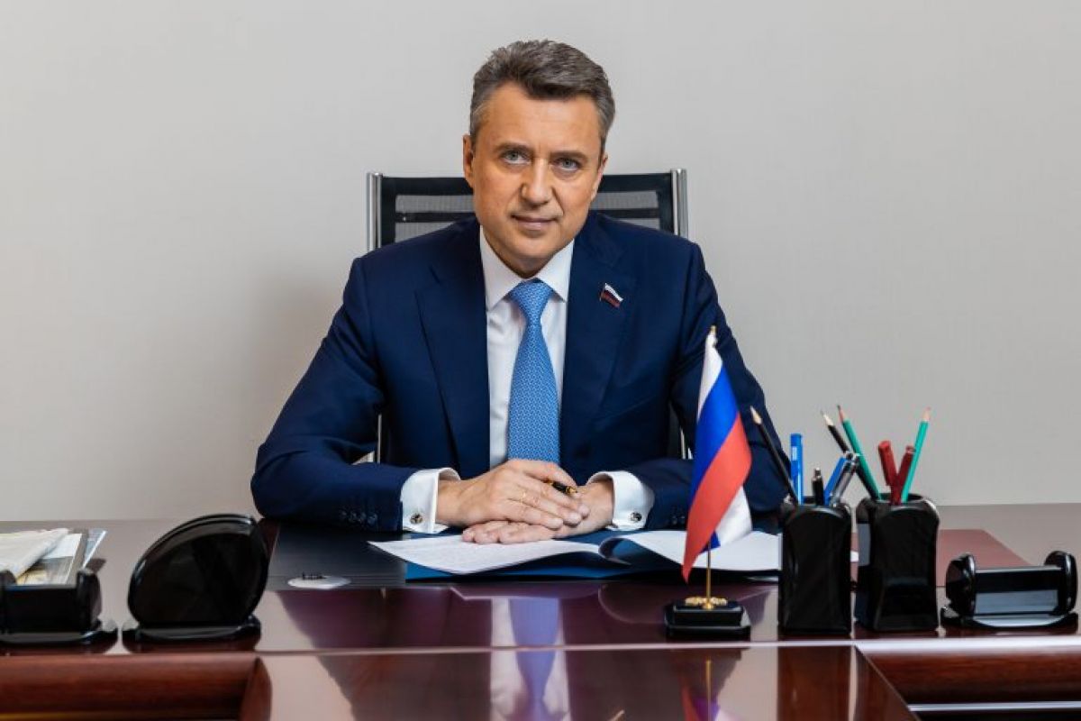 РГГУ поздравляет с днём рождения Анатолия Выборного