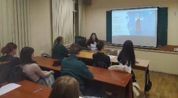 Состоялась очередная встреча СНО «Техники исследовательского чтения и письма»