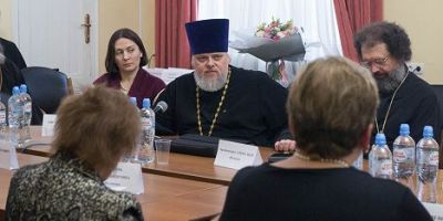 Проблемы сохранения церковного искусства обсудили в РГГУ представители Московской духовной академии