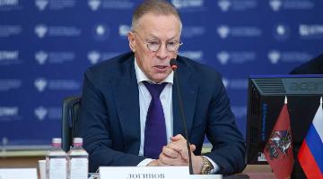 Сегодня в 11:00 ректор РГГУ Андрей Логинов выступает в Национальном центре «Россия»