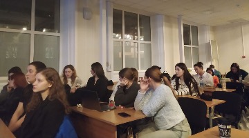 СНО «Техники исследовательского чтения и письма» провело 8-ю и заключительную встречу в весеннем семестре