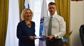 A meeting was held between First Vice-Rector of RSUH Olga Pavlenko and the general director of the Arktikugol Trust Ildar Neverov