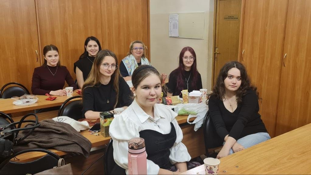 СНО «Документ. Архив. Дипломатия» наметило планы на учебный год и провело просветительскую программу по традициям русского письма.