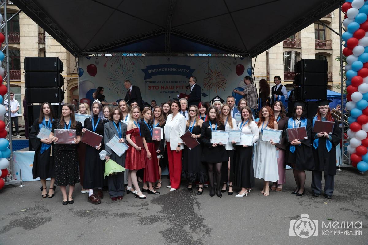 Первый выпуск Факультета медиакоммуникаций: старт новой традиции в РГГУ