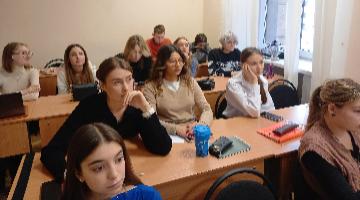 В РГГУ прошло заседание студенческой научно-практической лаборатории «Лаборатория гостеприимства»