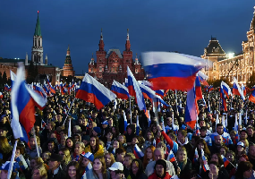 30 сентября 2022 г. студенты юридического факультета ИЭУП РГГУ приняли участие в митинге-концерте на Красной площади в Москве