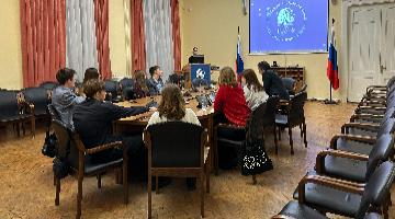 В РГГУ состоялся круглый стол, посвященный развитию экономики и туризма в странах Ближнего Востока