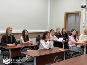 О влиянии, балансе и медиаграмотности: как прошла дискуссия первокурсников РГГУ