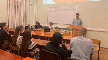 В РГГУ прошел круглый стол «Применение дискурс-анализа в исторических исследованиях: опыт работы с Интернет-ресурсами».