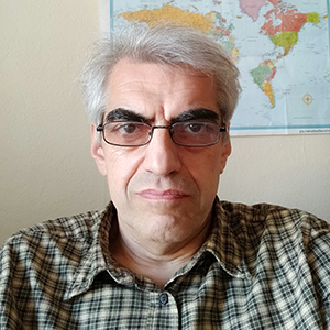 Dr. Alexander Agadzhanyan