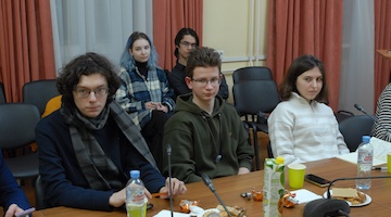 Историю праздника 8 марта обсудили в рамках СНО «Советская повседневность»