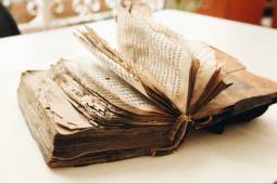 Новая жизнь для старых рукописей