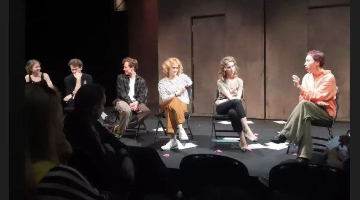 Студенты РГГУ приняли участие в обсуждении спектакля "Пять вечеров" в Театре Современник