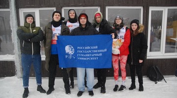 Студенты РГГУ приняли участие в спортивном мероприятии «100ПУДовый забег»!