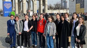 Студенты исторического факультета снова посетили выставку «‎Россия»‎
