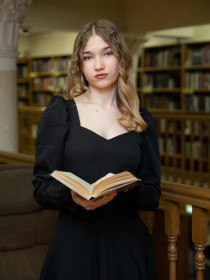 Камила Абдрахманова
