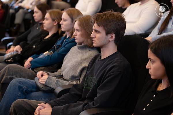 Студенты и сотрудники РГГУ встретились с экспертом Госдумы РФ по вопросам борьбы с коррупцией