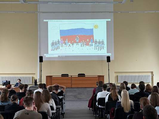 День солидарности в борьбе с терроризмом: в РГГУ почтили память жертв терактов