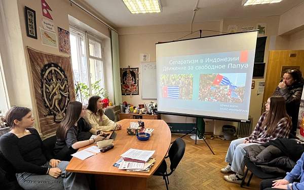  В РГГУ прошел студенческий научный семинар «Междисциплинарные исследования в странах Южной Азии»