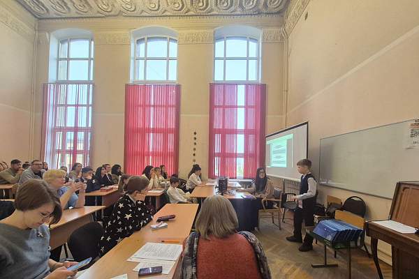 Подведены итоги национального соревнования юных исследователей «Шаг в будущее, Юниор»