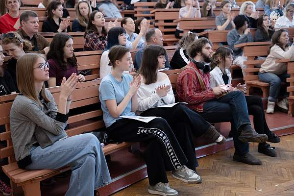 Один день — тысячи возможностей: как РГГУ встречал будущих студентов