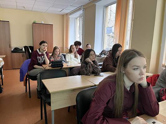 В РГГУ обсудили социальные проекты, разработанные фармацевтическими брендами