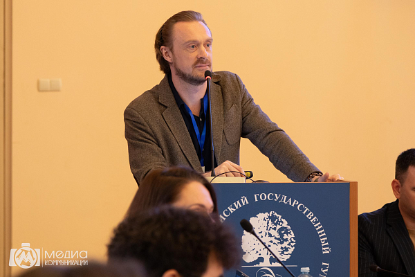 Медиа между технологиями и гуманизмом: итоги открывающей дискуссии «Медиавесны-2026»