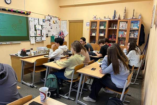 Состоялось профориентационное занятие с учениками 11 класса ГБОУ Школы № 192