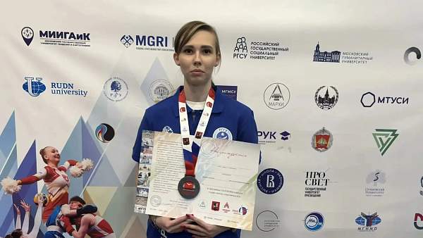 Сборная РГГУ по дартс успешно выступила на спортивных играх