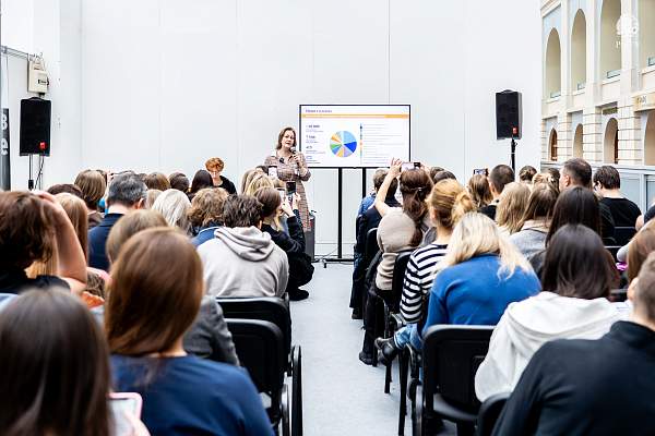 РГГУ представил свои образовательные возможности на выставке «Образование и карьера»