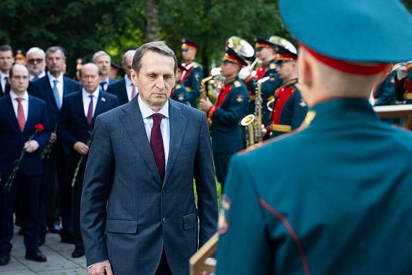 Ректор РГГУ Андрей Логинов принял участие в церемонии памяти героев Первой мировой войны