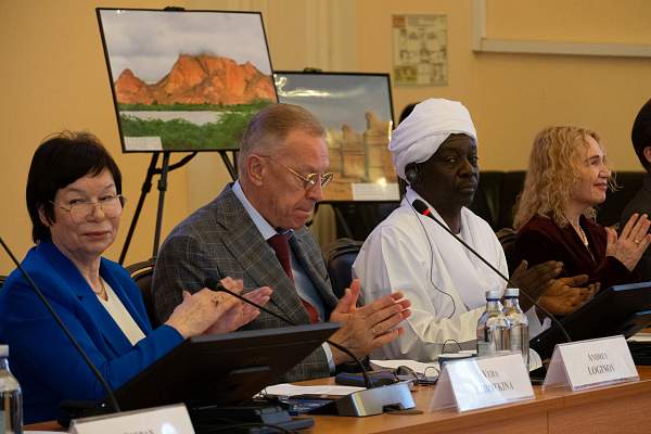 70 лет партнёрства: в РГГУ Россия и Судан обсудили сотрудничество