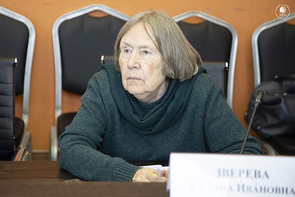 Социально-гуманитарное знание в эпоху «гибридного интеллекта»: в РГГУ обсудили границы и возможности применения ИИ