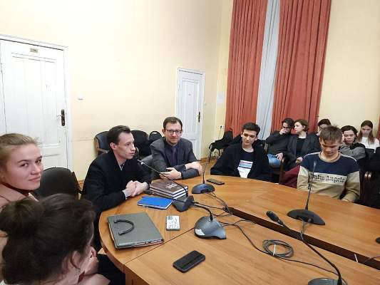 Презентация книги "Живая память" на Клубе молодых историков РГГУ