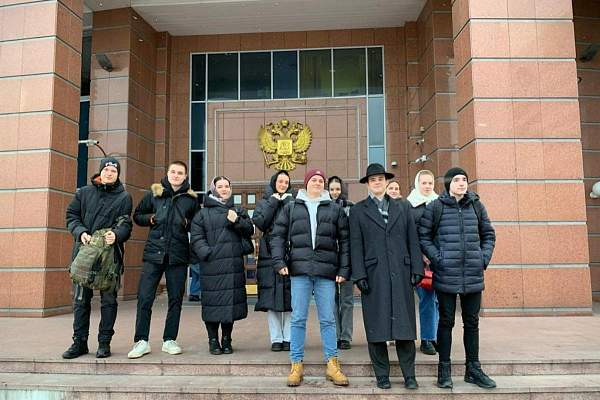 Студенты гражданско-правового профиля юридического факультета посетили Московский областной суд