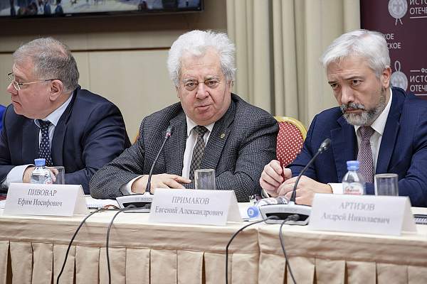 «Работа архивистов – дело особой важности», — Сергей Нарышкин.