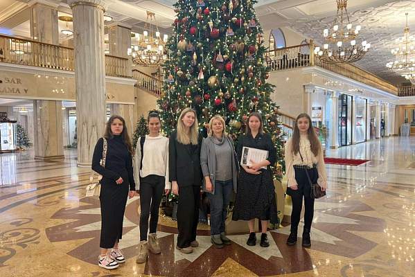 Студенты РГГУ побывали в легендарном отеле Radisson Collection Hotel Moscow