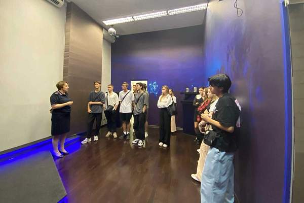 Студенты-первокурсники юридического факультета ИЭУП посетили Московскую молодёжную антинаркотическую площадку