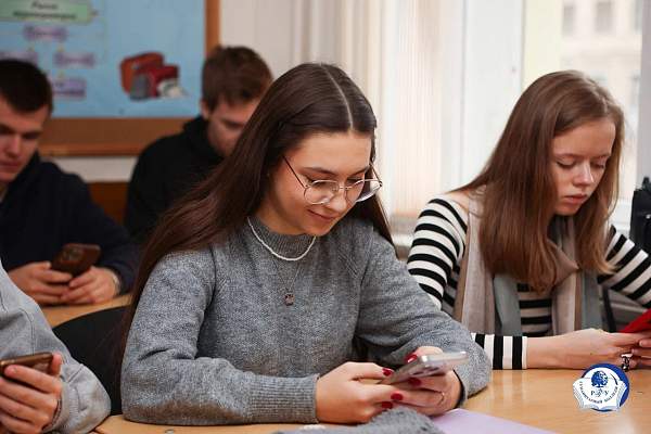 Студенты Гуманитарного колледжа приняли участие во Всероссийском экономическом диктанте