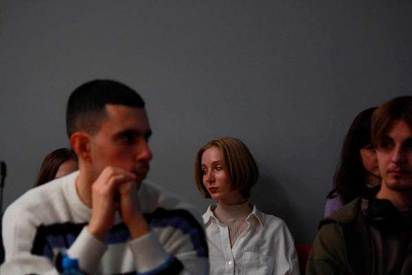 Собрание дискуссионного клуба «Экранное эхо: дискуссии в мире медиа»