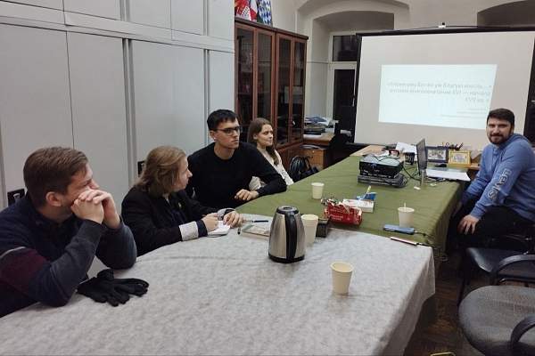 Члены СНО «ВИД» узнали, чем занимались в старину знаменщики и словолитцы, а также как определить хорошего батырщика