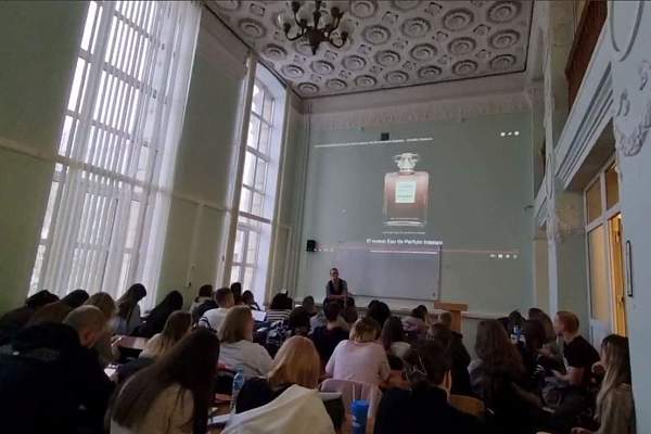 Состоялась вторая встреча студенческого научного семинара «Визуальная антропология медиа»