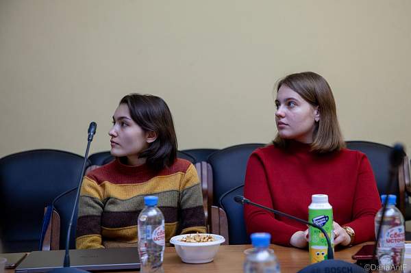 Тему спортивных песен обсудили на заседании СНО «Советская повседневность»