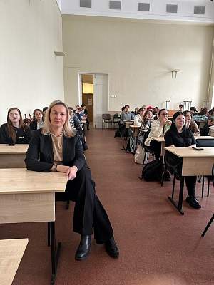 Онлайн встреча с директором и тренерами Международной Академии Гештальта